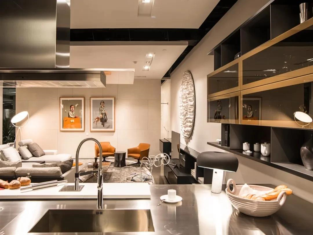 1637649493971645.png image.png